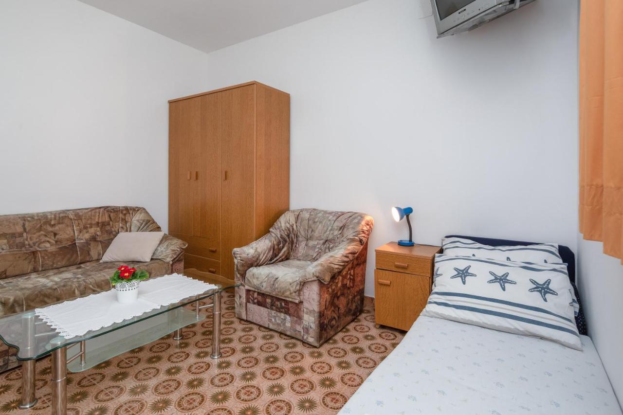 Beach Apartments "Bili Cvitak" Duće Exteriör bild